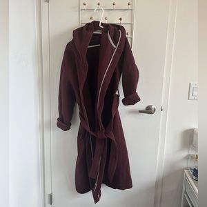 wings + horns Quilted House Coat w Hood M